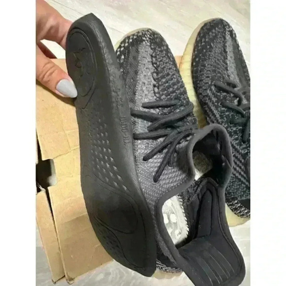 Adidas Yeezy Boost 350 V2 Carbon Asriel Men Size 5 1/2 FZ5000 - Picture 6 of 11